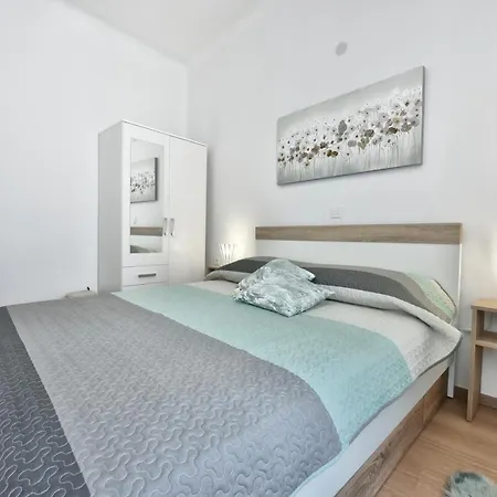 Premium Aria Apartment